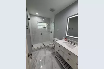 19700 NW 44th Ave #., Miami Gardens, FL 33055 - Photo 6