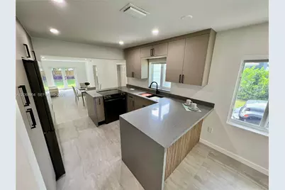 850 NE 127th St, North Miami, FL 33161 - Photo 6