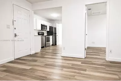 411 SE 10th St #4, Hallandale Beach, FL 33009 - Photo 4