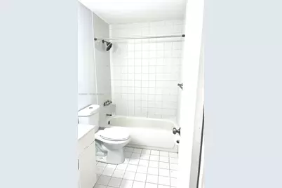 505 NW 177th St #225, Miami Gardens, FL 33169 - Photo 6