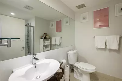 3250 Grand Ave #504, Miami, FL 33133 - Photo 4