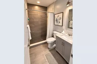 1352 Holly Heights Dr, Fort Lauderdale, FL 33304 - Photo 16