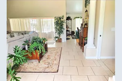 278 White Marsh Ln, Other City - In The State Of Florida, FL 33947 - Photo 4