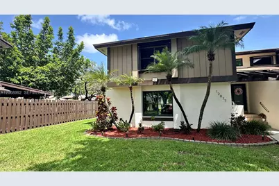 12817 SW 67th Ter, Miami, FL 33183 - Photo 2