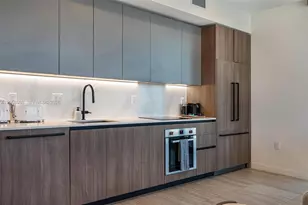 580 72nd St, Miami Beach, FL 33141 - Photo 14