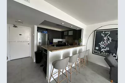345 Ocean Dr #616, Miami Beach, FL 33139 - Photo 2