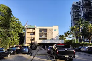 2201 Brickell Ave, Miami, FL 33129 - Photo 16