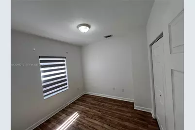 2410 NE 4th St, Homestead, FL 33033 - Photo 16