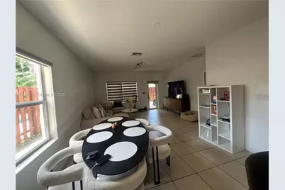 2410 NE 4th St, Homestead, FL 33033 - Photo 22