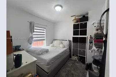 2410 NE 4th St, Homestead, FL 33033 - Photo 14