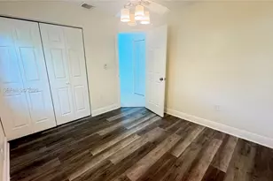 821 W Beckley Square, Davie, FL 33325 - Photo 16