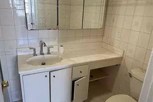 2801 NE 183rd St, Aventura, FL 33160 - Photo 10