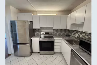 2801 NE 183rd St #1914W, Aventura, FL 33160 - Photo 12