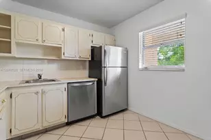201 Berkley Rd, Hollywood, FL 33024 - Photo 8