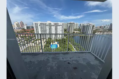 2801 NE 183rd St #1914W, Aventura, FL 33160 - Photo 6