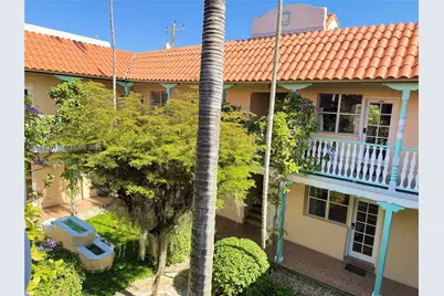 736 13th St #213, Miami Beach, FL 33139 - Photo 2