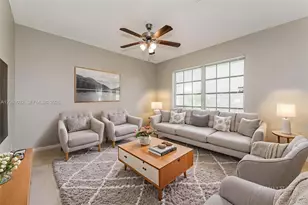 687 SW Heather St, Port Saint Lucie, FL 34983 - Photo 4