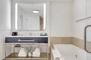 4401 Collins Ave, Miami Beach, FL 33140 - Photo 34