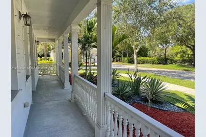 4762 Lakeside Ter, Davie, FL 33314 - Photo 32