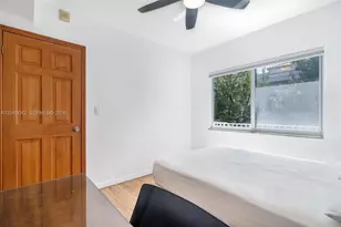 7207 Bay Dr, Miami Beach, FL 33141 - Photo 32