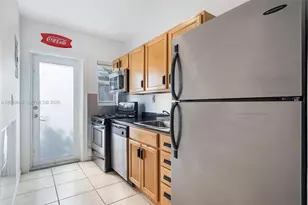 7207 Bay Dr, Miami Beach, FL 33141 - Photo 16