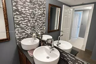 1155 Brickell Bay Dr, Miami, FL 33131 - Photo 12