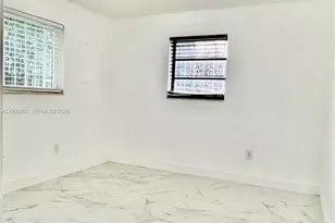 321 NE 170th St, North Miami Beach, FL 33162 - Photo 16