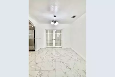321 NE 170th St, North Miami Beach, FL 33162 - Photo 12