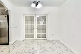 321 NE 170th St, North Miami Beach, FL 33162 - Photo 12
