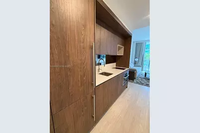 1611 SW 2nd Ave #610, Miami, FL 33129 - Photo 2