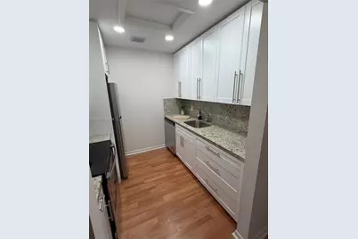 750 SW 133rd Ter #403C, Pembroke Pines, FL 33027 - Photo 6