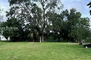 710 SW 3rd Pl, Dania Beach, FL 33004 - Photo 1