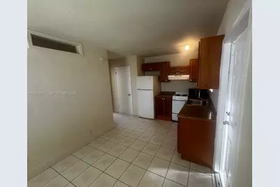 2228 Grant St #4, Hollywood, FL 33020 - Photo 2