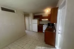 2228 Grant St, Hollywood, FL 33020 - Photo 2