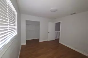12025 S Las Palmas Dr, Pembroke Pines, FL 33025 - Photo 18