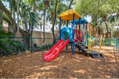 19999 E Country Club Dr #1206, Aventura, FL 33180 - Photo 38