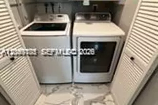 547 E 15th St, Hialeah, FL 33010 - Photo 8