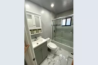 547 E 15th St #A, Hialeah, FL 33010 - Photo 6