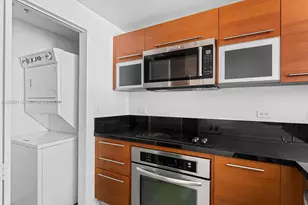 244 Biscayne Blvd, Miami, FL 33132 - Photo 12