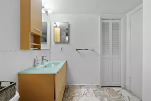 9801 Collins Ave, Bal Harbour, FL 33154 - Photo 20