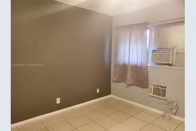 280 SW 11th Ave #18, Hallandale Beach, FL 33009 - Photo 4