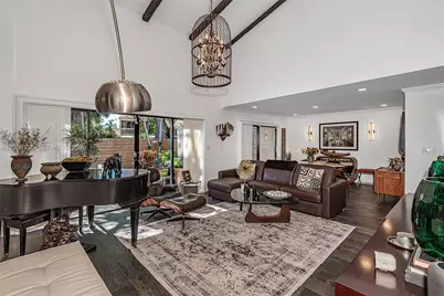 806 Saint Andrews Rd #13, Hollywood, FL 33021 - Photo 2