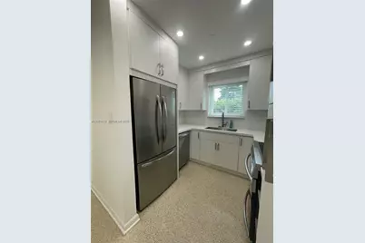 17320 NW 80th Ave, Hialeah, FL 33015 - Photo 40