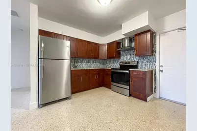 510 NE 4th Ave #510, Hallandale Beach, FL 33009 - Photo 8