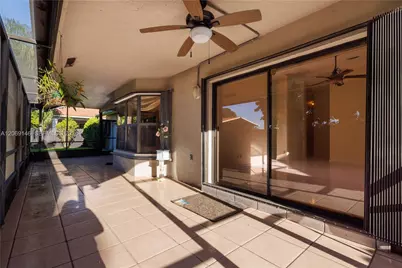 15821 Huntridge Rd, Davie, FL 33331 - Photo 4