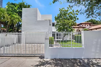 745 SW 22nd Rd, Miami, FL 33129 - Photo 32