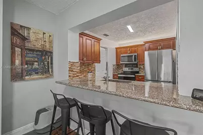 6001 NW 66th Ter, Tamarac, FL 33321 - Photo 10