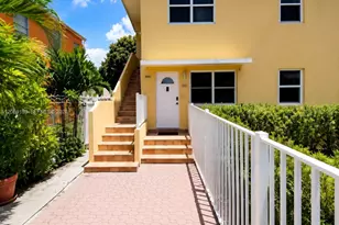 985 SW 10th St, Miami, FL 33130 - Photo 2