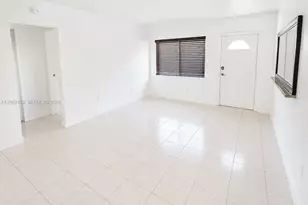 985 SW 10th St, Miami, FL 33130 - Photo 6