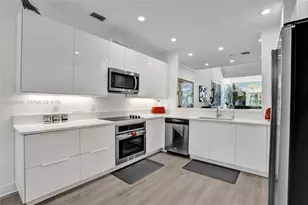 644 W Palm Aire Dr, Pompano Beach, FL 33069 - Photo 10